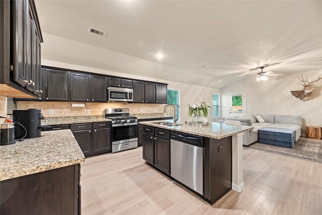 Building Photo - 9703 Paloma Creek Dr