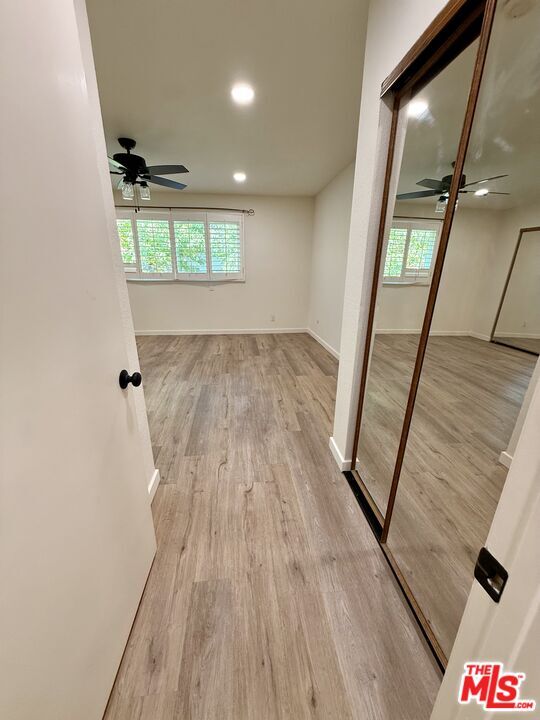 Building Photo - 10215 Variel Ave