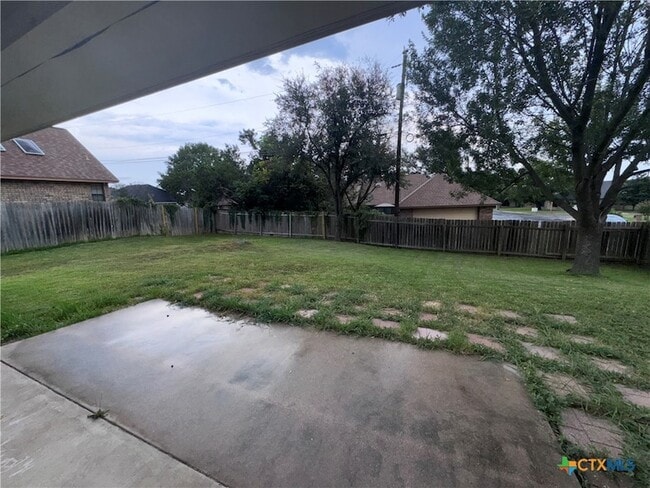 Building Photo - 1801 Thomas Ct