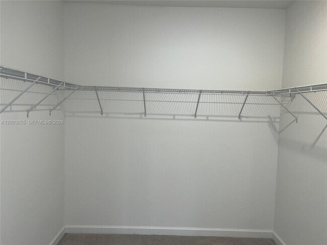 Building Photo - 2679 SE 25th Ter