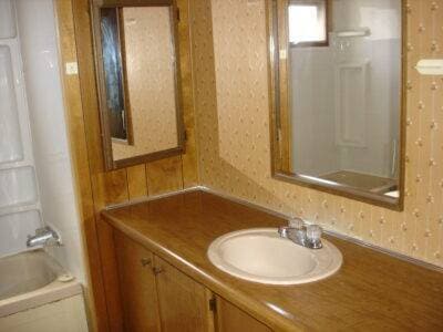 Building Photo - 3013 Dennis Ct NE