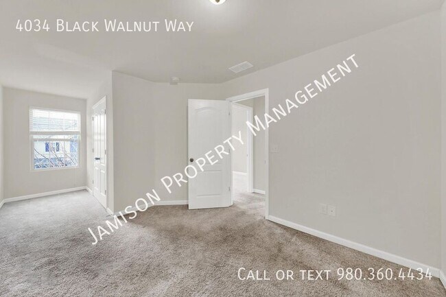 Building Photo - 4034 Black Walnut Wy