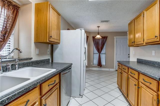 Building Photo - 435 L Thompson St