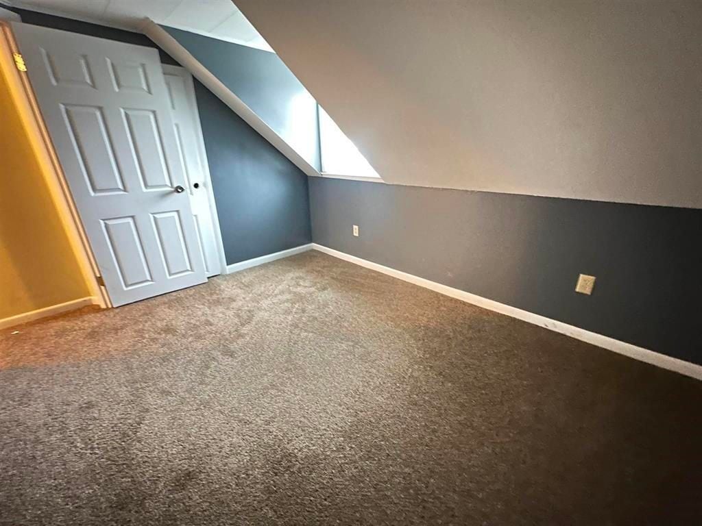 Building Photo - 20 Spring