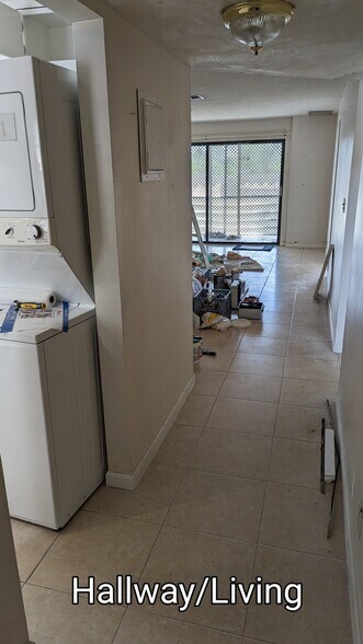 Entrance Hallway - 3777 NW 78th Ave
