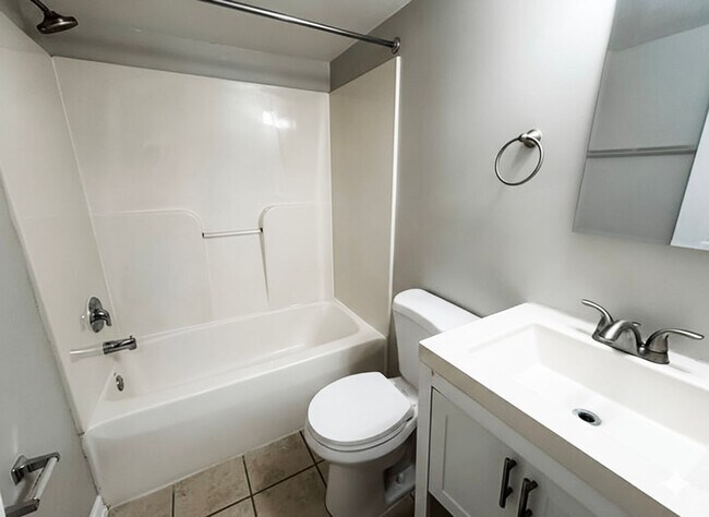 Building Photo - Spacious and Convenient 2-Bedroom Condo in...