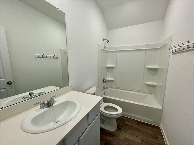 Building Photo - 17202 Coppice Oak Dr