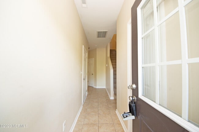 Building Photo - 316 Cedar Island Trail