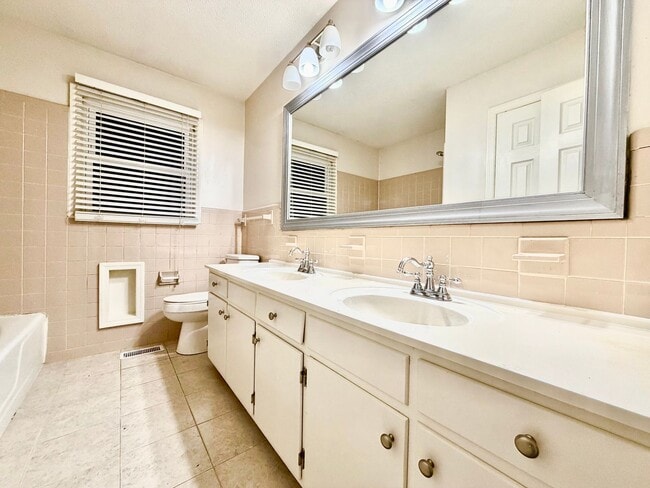 Building Photo - Charming Ranch with Fireplace, Two Living Areas & Large Lot – Minutes to Downtown