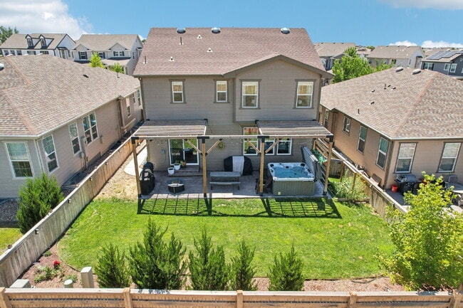 Building Photo - "Spacious 4-Bedroom Retreat with 2.5 Baths in Reunion!"