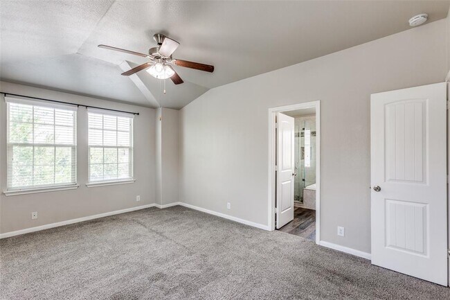 Building Photo - 12510 Stoneridge Gap Ln