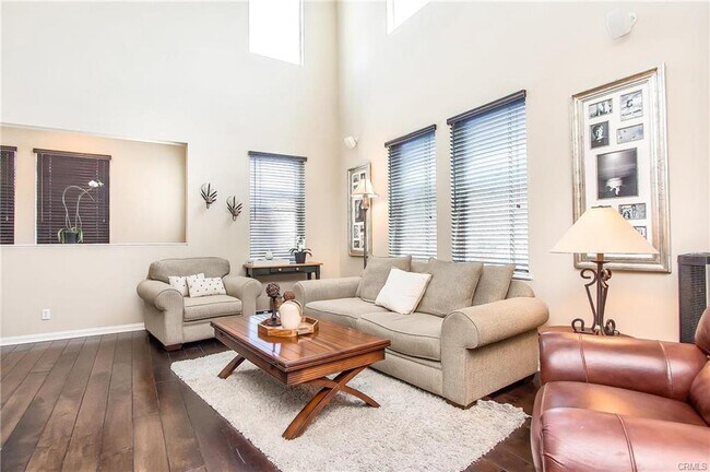 Building Photo - 31 Brownstone Way