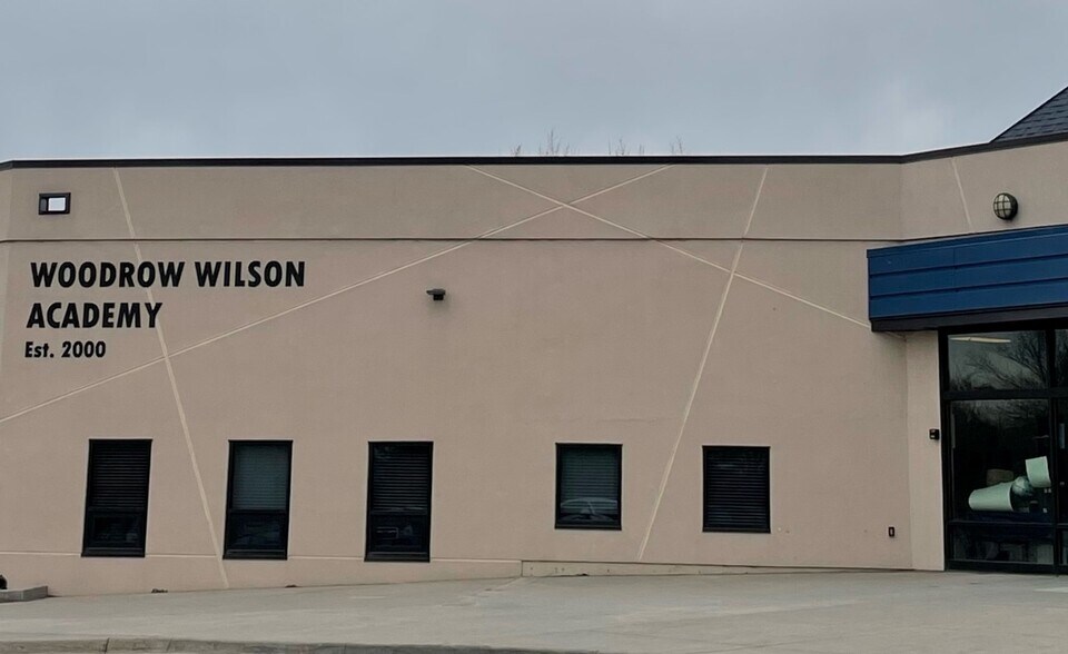 WOODROW WILSON ACADEMY K-8 - 9385 Carr St
