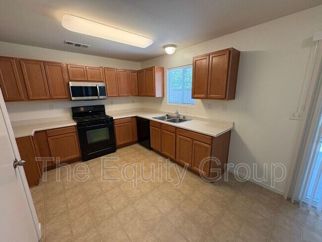 Building Photo - 4247 S Cindy Ct