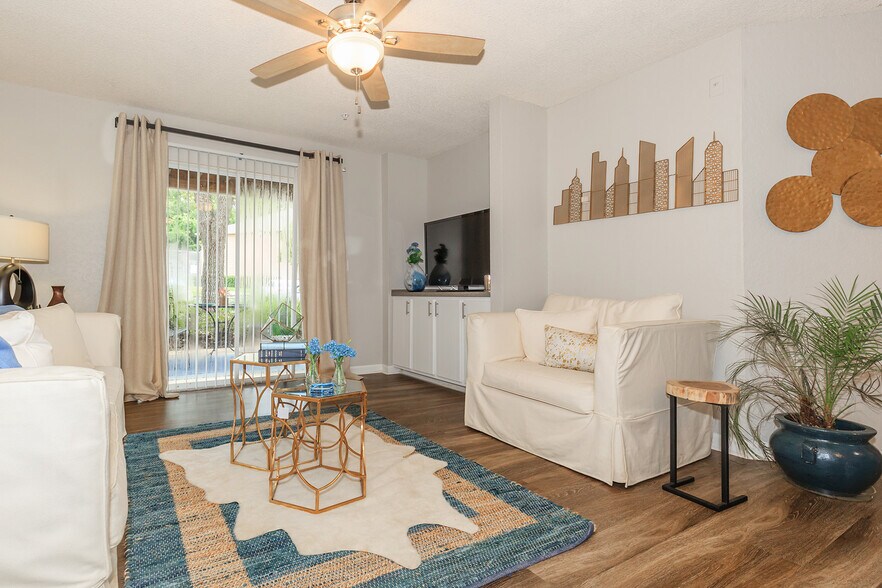 Jackson Square 1767 Hermitage Blvd Tallahassee FL 32308 Apartment Finder