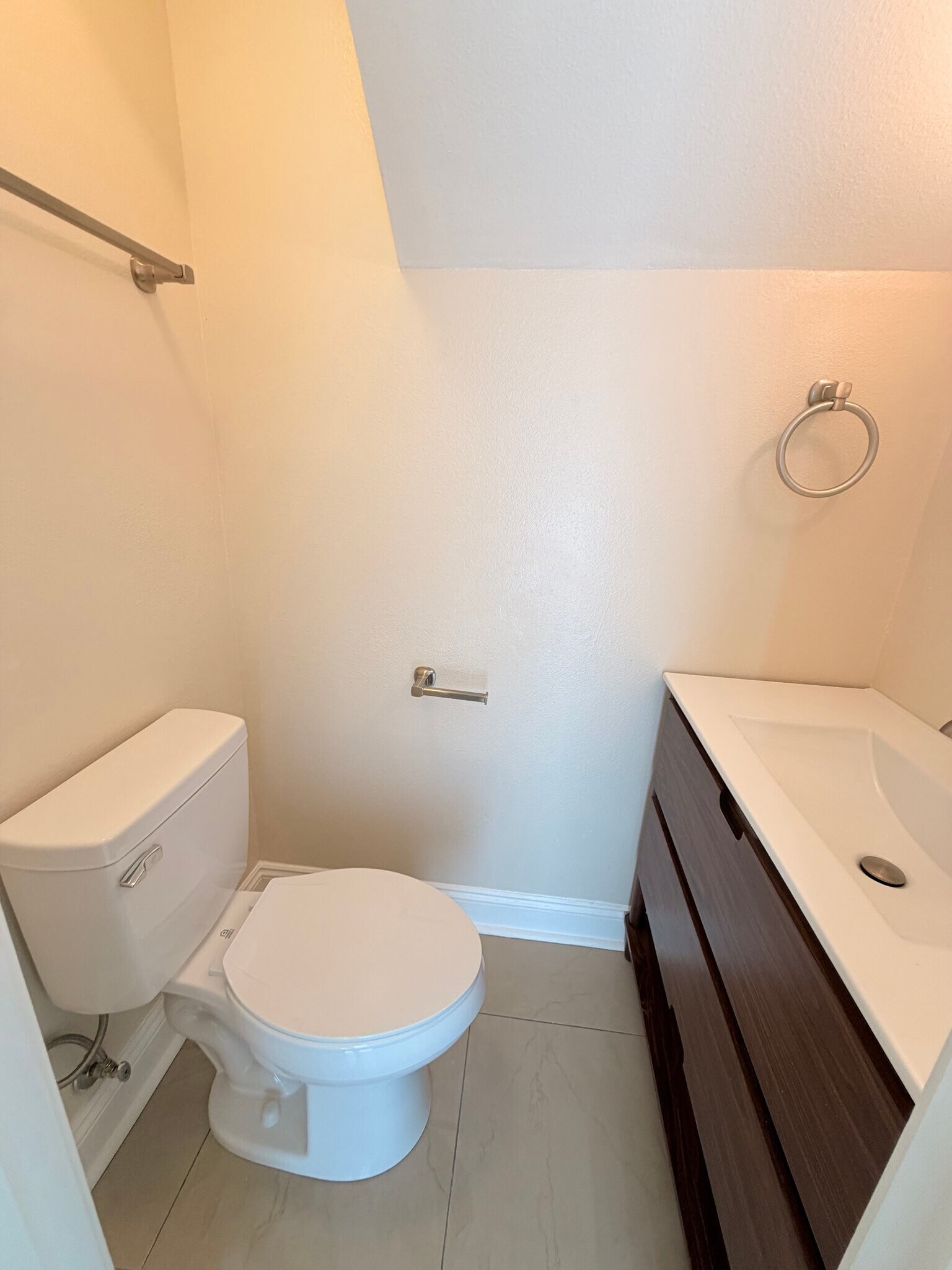 Building Photo - 6205 Wadsworth Dr