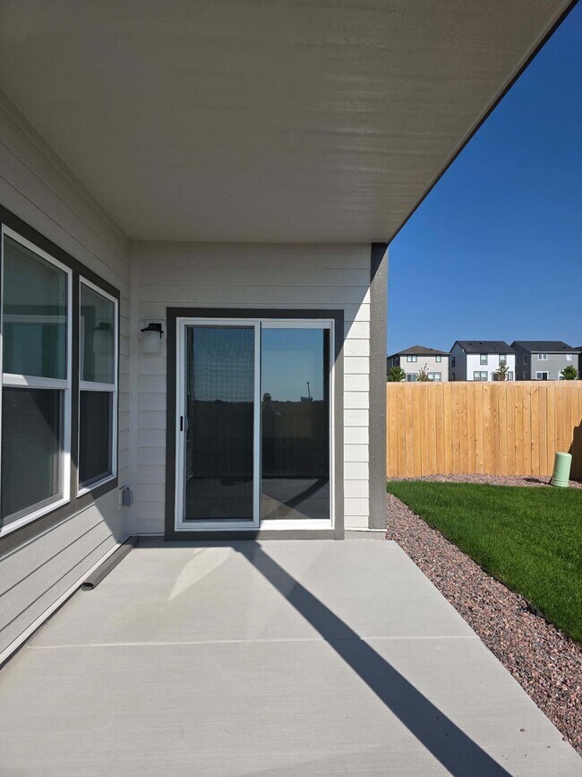 Building Photo - 8619 Blue Feather Lp