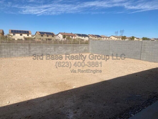 Building Photo - 3336 N 300th Dr