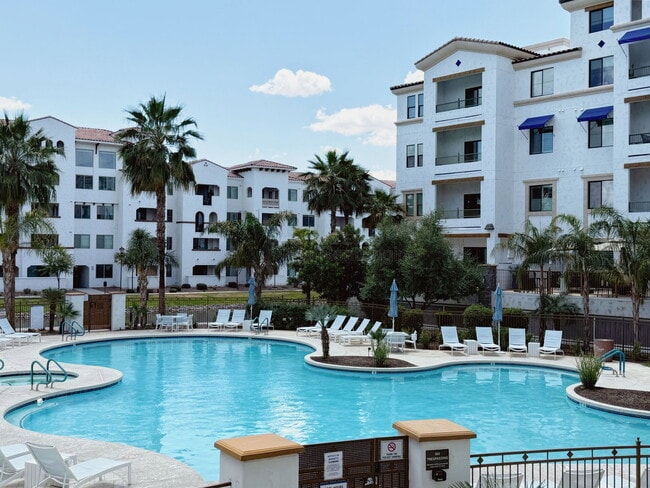 Building Photo - 2511 W Queen Creek Rd