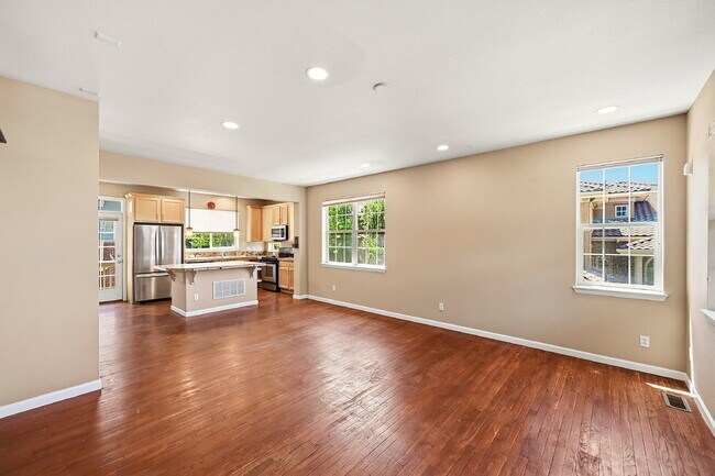 Building Photo - $2,640.95 -  3 Bed, 2.5 Bath Townhome in Denver with Attached Garage and Central AC!