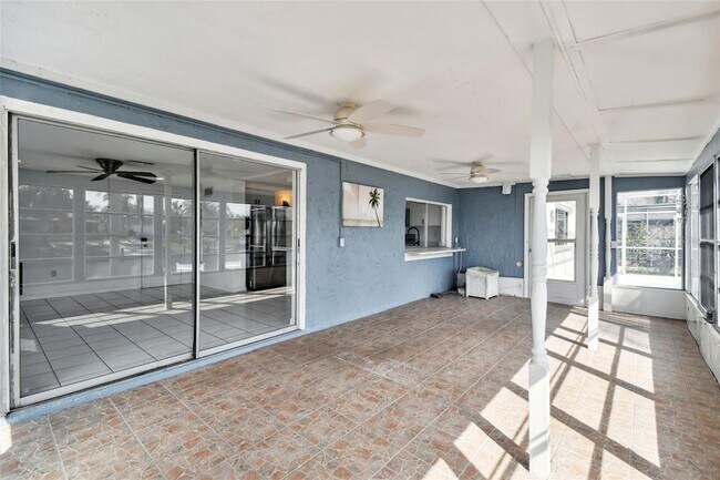 Building Photo - 3248 Rock Valley Dr