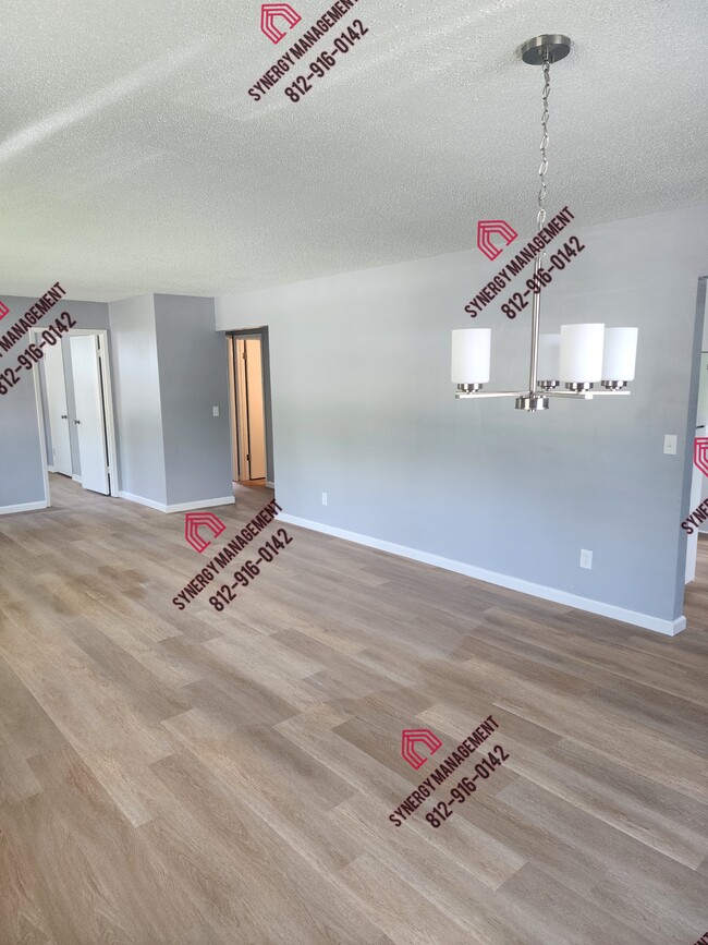 Building Photo - 2613 Hawthorne Ave