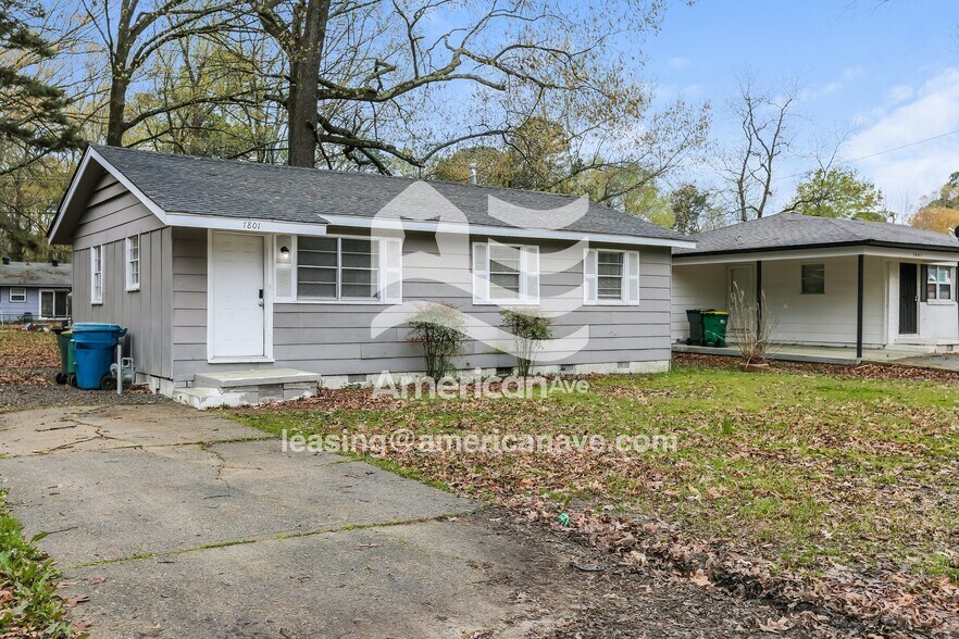Building Photo - 7801 Bradley Dr
