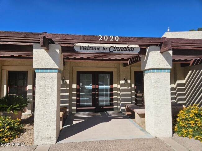 Building Photo - 2020 W Union Hills Dr