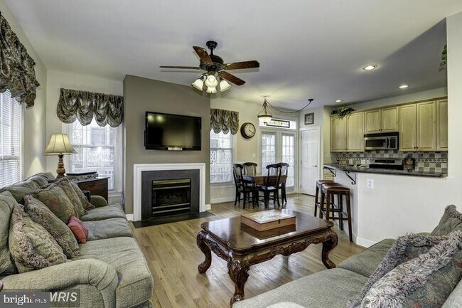 Building Photo - 10501 Chancery Ct