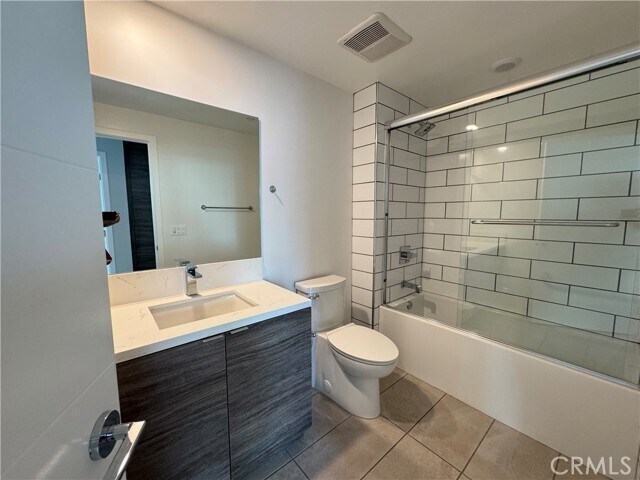 Building Photo - 4383 N Sepulveda Blvd