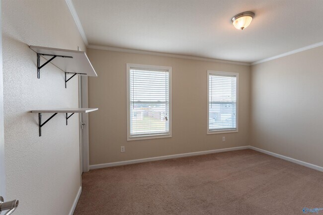 Building Photo - 3474 Avalon Lake Dr SW