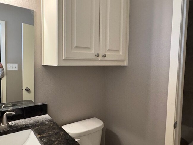 Building Photo - 2007 Seabiscuit