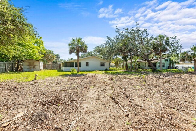 Building Photo - 1335 S Flagler Ave