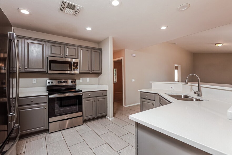 Building Photo - 6492 W Harbin Ridge Way