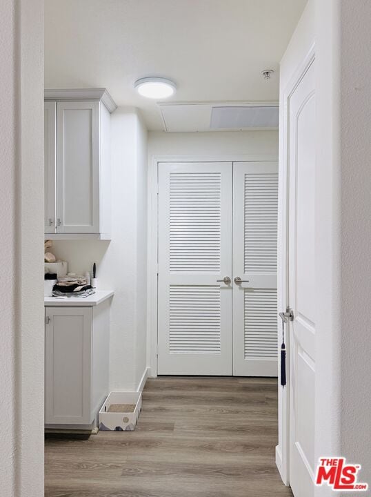 Building Photo - 360 W Ave 26