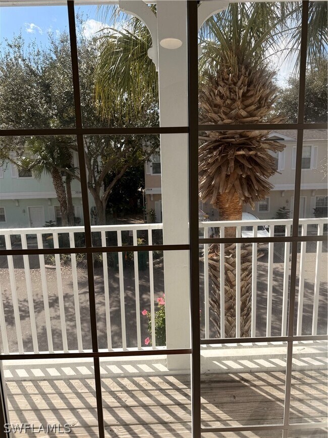 Building Photo - 3255 Tamara Dr