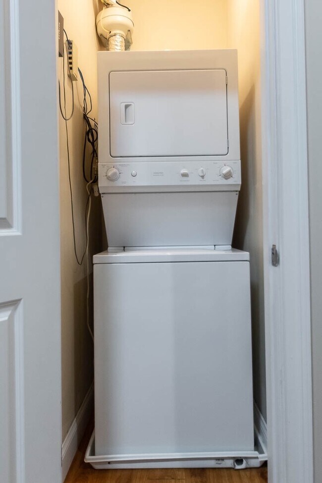 Interior Photo - ODD