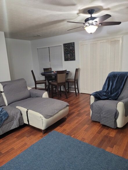 Building Photo - Room in Townhome on Waverly Hills Dr