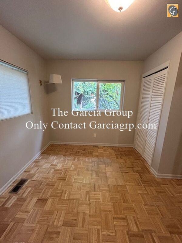 Building Photo - 3326 SE 28th Pl