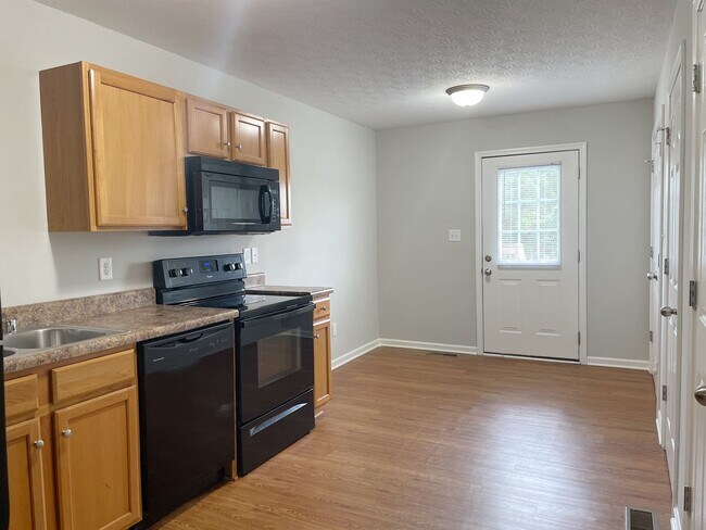 Building Photo - Upper Stone Apartments