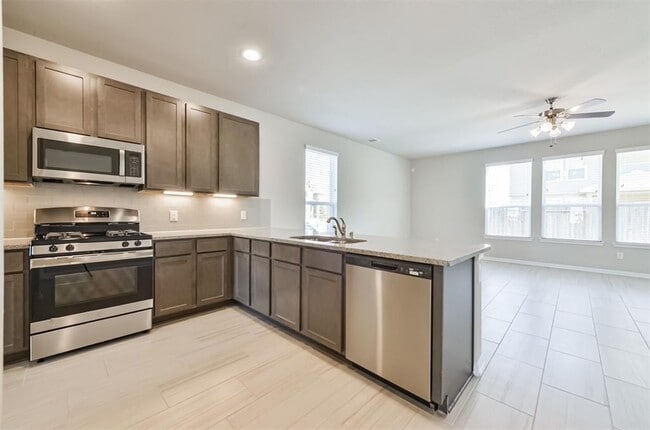 Building Photo - 3346 Etring Ln