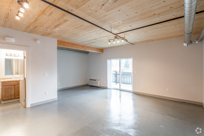 Studio - 480 SF - Cheney Park Commons