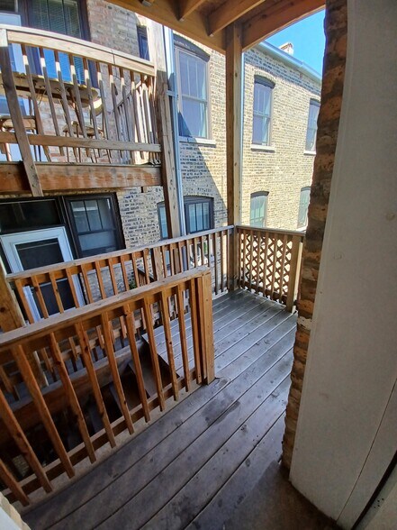 Back porch - 2800 W Logan Blvd