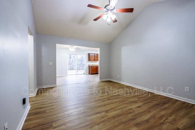 Building Photo - 148 Granda Flora Dr