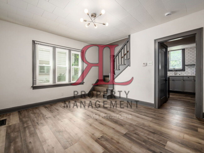 Building Photo - 439 Eldridge Ave