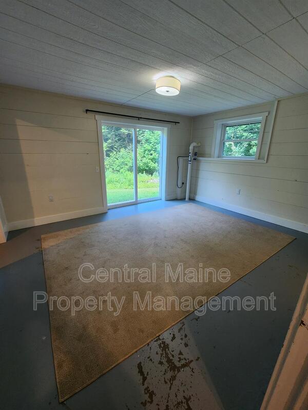 Building Photo - 109 S Reynolds Rd