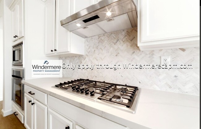 Building Photo - Welcome to The Rivers! Fabulous Floor Plan...