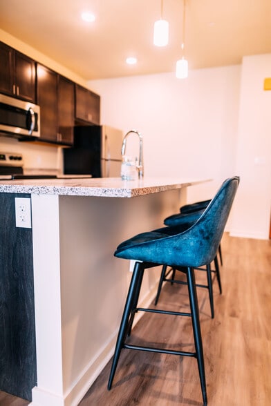 Building Photo - Heartland Flats North Platte