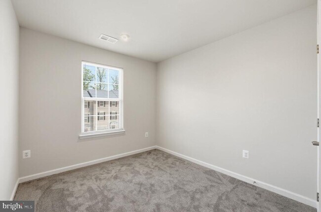 Building Photo - 8718 Stevenson Ln