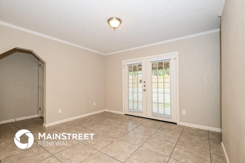 Building Photo - 907 Edgefield Cir